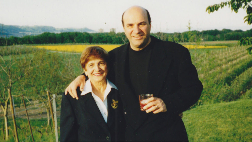 Kevin O'Leary and his mother Georgette Bookalam. (Twitter/Kevin O'Leary)